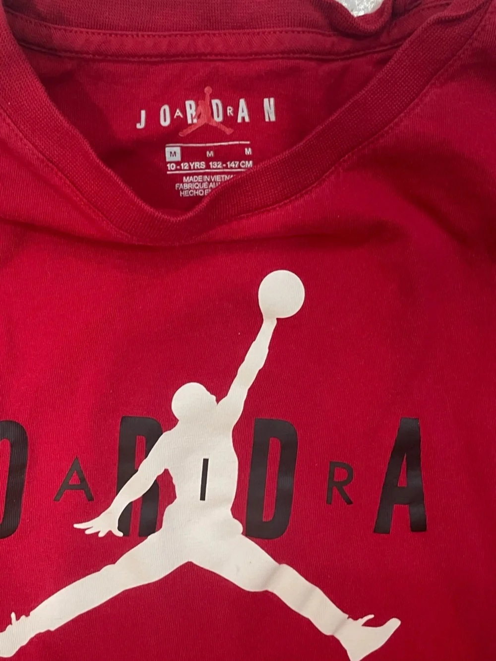 Jordan Kids' Short-Sleeve Jumpman Tee in White and Red - Picture 3 of 3